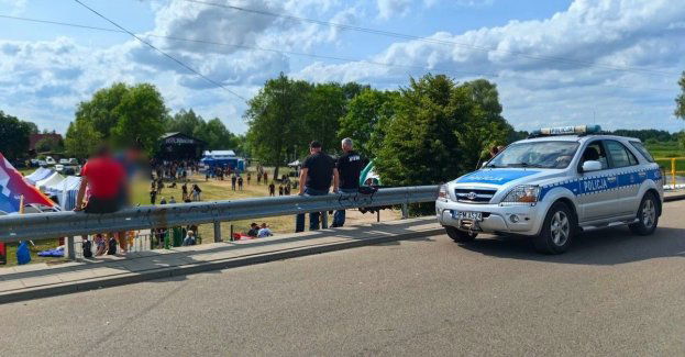 „Rock na bagnie” pod czujnym okiem policjantów