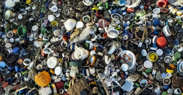 Za usunięcie nielegalnego składowiska śmieci, które odkryto podczas budowy drogi, zapłaci projektant