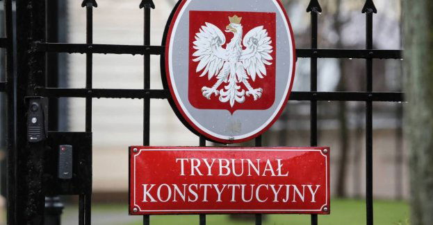 Obligatoryjny dożywotni zakazu prowadzenia pojazdów za recydywę jazdy po pijanemu - niekonstytucyjny