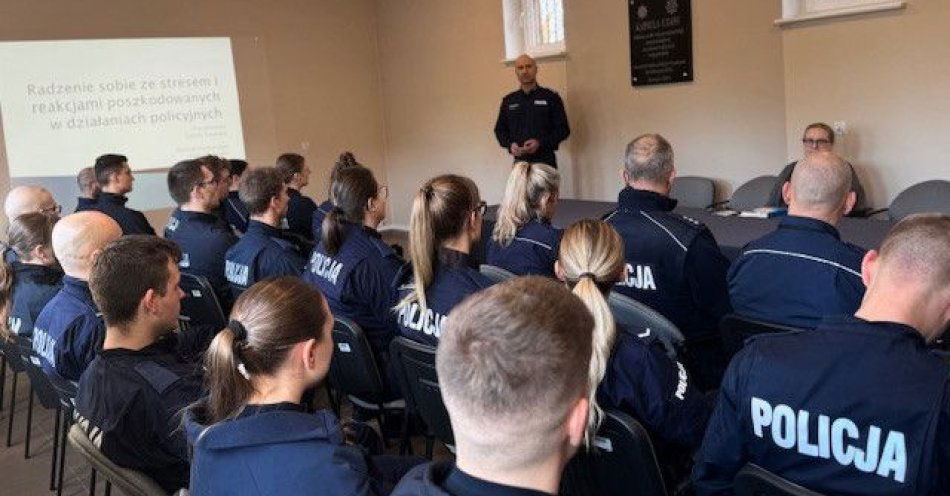 zdjęcie: Komendant spotkał młodych policjantów: bezpieczeństwo i etyka / fot. KPP Czarnków