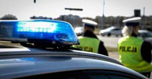 Policjanci zatrzymali kierującego bez uprawnień i pod wpływem narkotyków