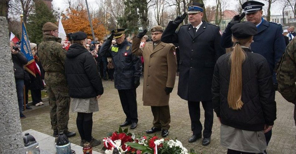 zdjęcie: Policjanci z Tczewa uczcili Święto Niepodległości / fot. KPP w Tczewie