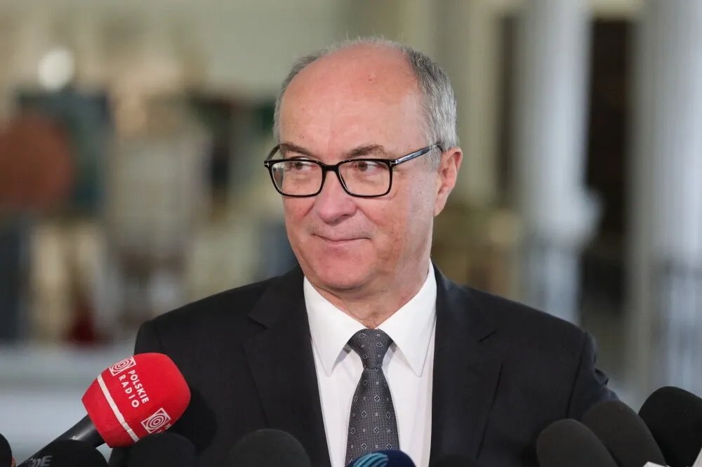 zdjęcie: Czarzasty: prezydencki projekt ustawy ws. rynku kryptoaktywów to próba usprawiedliwienia się / Warszawa, 17.04.2026. Marszałek Sejmu Włodzimierz Czarzasty podczas konferencji prasowej w Sejmie w Warszawie, 17 bm. Sejm ponownie nie odrzucił prezydenckiego weta do ustawy o kryptoaktywach. (mr) PAP/Tomasz Gzell