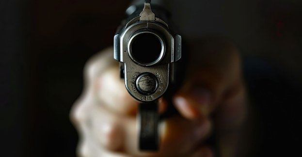 Policja szuka sprawcy postrzelenia krewnego w okolicach Kłobucka