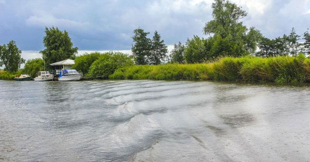 W Bobrze woda opada, w Odrze jej poziom rośnie