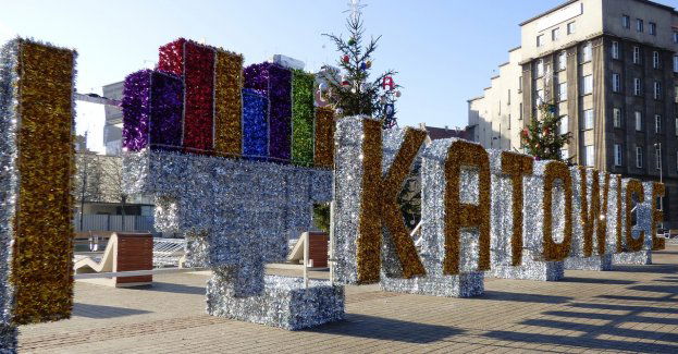 Katowice przyłączają się do międzynarodowych akcji Godzina dla Ukrainy i Lights for Ukraine