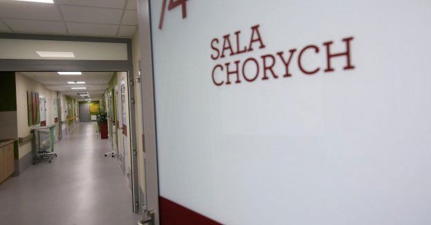 Środek z chlorem zwalcza bakterie C. difficile równie nieskutecznie, jak czysta woda