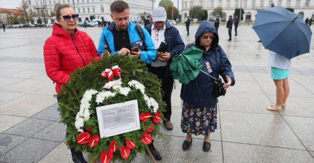 Policja przyjęła zawiadomienie o uszkodzeniu ciała podczas miesięcznicy smoleńskiej