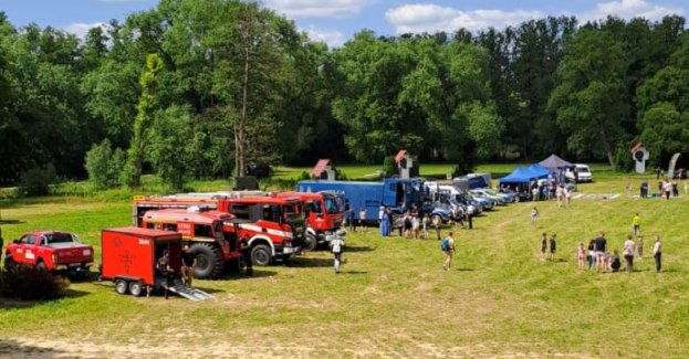 Pielgrzymka ministrantów i lektorów do Wąwolnicy. Dbamy o bezpieczeństwo i promujemy służbę w Policji