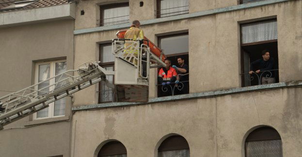 37-latek aresztowany pod zarzutem podpalenia kamienicy, w której mieszkał