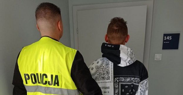 Policjanci zatrzymali kolejnych mężczyzn z narkotykami