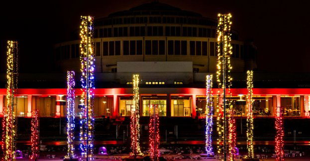 Zimowa Pergola | iluminacja świąteczna w kompleksie Hali Stulecia
