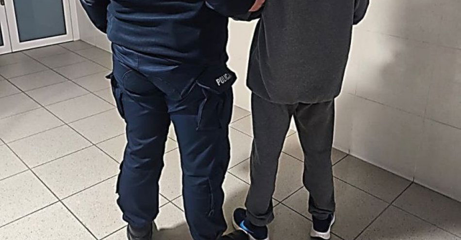 zdjęcie: Policja zatrzymała duet włamywaczy po kradzieży 120 tys. zł / fot. KMP w Nowym Targu