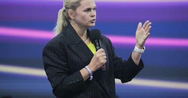 Moją rolą jest pomoc w odbudowaniu szkół zniszczonych przez powódź