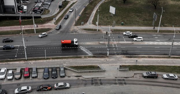 Po wypadku na drodze krajowej nr 11 wprowadzono ruch wahadłowy