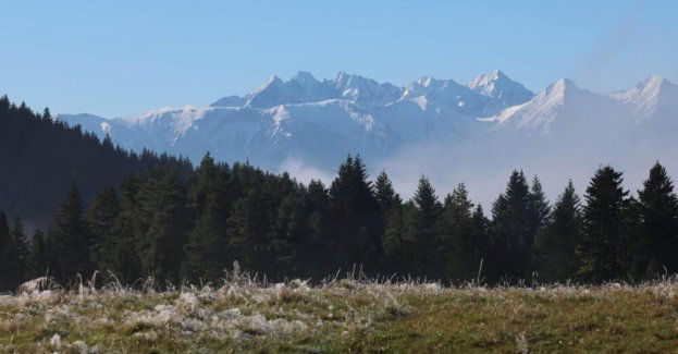 Pierwszy stopień zagrożenia lawinowego w Tatrach; w górach trudne warunki