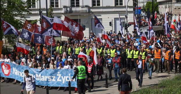 Ulicami stolicy przeszedł Narodowy Marsz Życia