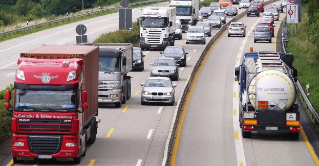 Akcja KAS i SG na autostradzie A2; przejęto ponad 35 kg marihuany