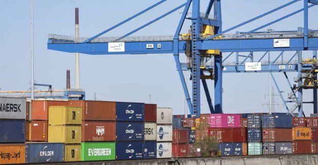 Weszły w życie dodatkowe cła na towary z 57 państw, w tym 84-proc. cło na Chiny