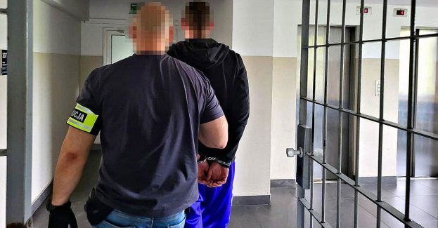 Odpowie za usiłowanie rozboju z użyciem noża