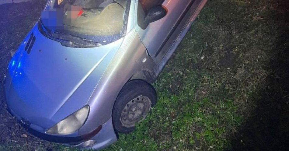 zdjęcie: Pijany 82 latek wjechał do rowu i stracił prawo jazdy / fot. KPP w Łowiczu