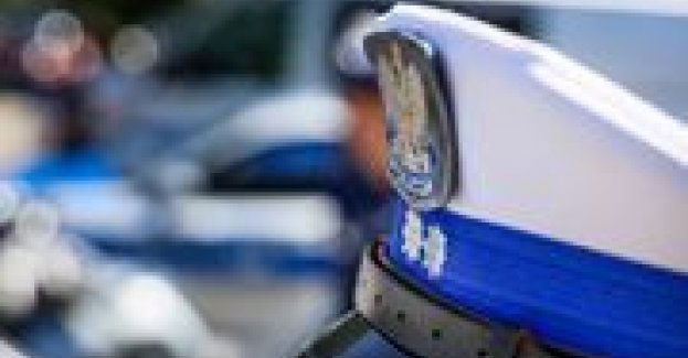 Przekroczył prędkość - był poszukiwany i miał narkotyki