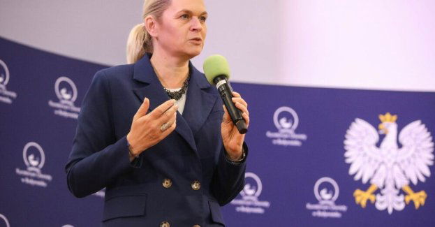 Nowacka: kształcenie obronne zastąpi edukację dla bezpieczeństwa