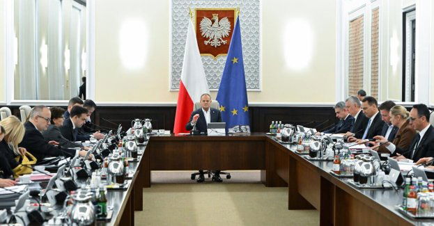 Rząd przyjął projekt ws. podniesienia świadczenia z funduszu alimentacyjnego z 500 do 1000 zł