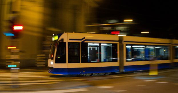 Na trasy ruszył świąteczny tramwaj; będzie kursował do 6 stycznia