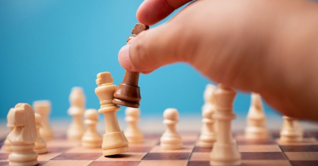 Po pierwszym dniu meczu szachistek Polska przegrywa z Resztą Świata