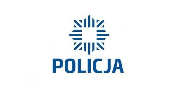 Seniorka uwierzyła fałszywej policjantce i wystawiła reklamówkę z pieniędzmi przed drzwi mieszkania - nigdy nie przekazujemy pieniędzy obcym osobom!