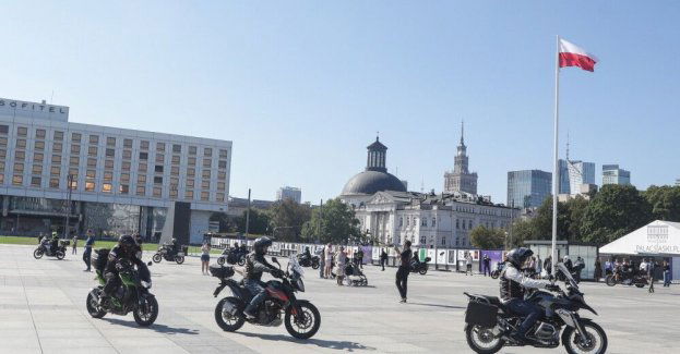 Ruszył Mundurowy Rajd Motocyklowy „Śladami Historii - Bohaterowie września 39”. Uczestnicy pokonają prawie 1500 km w cztery dni