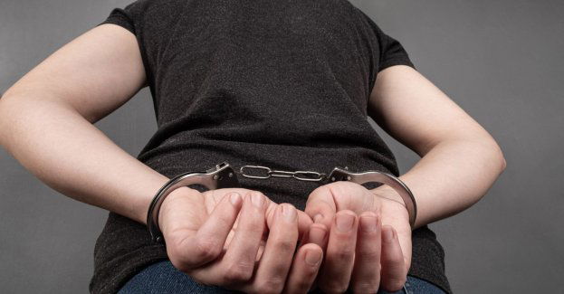 19-latek z zarzutami posiadania pornografii dziecięcej