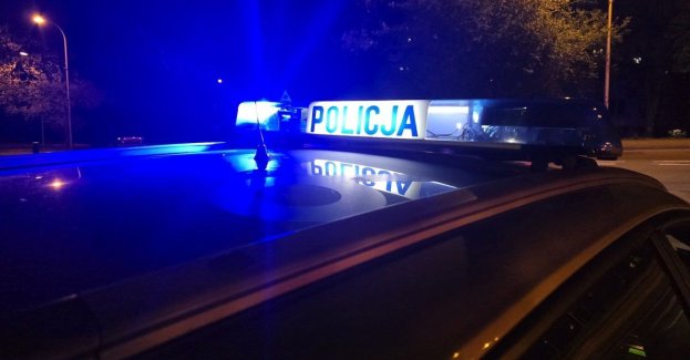 Nietrzeźwy motocyklista bez uprawnień uderzył w peugeota