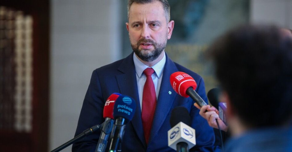 zdjęcie: Szef MON: na spotkaniu z prezydentem poproszę go, by szybko zaakceptował budżet / Kraków, 12.01.2026. Wicepremier, minister obrony narodowej Władysław Kosiniak-Kamysz podczas konferencji prasowej, po noworocznym spotkaniu opłatkowym samorządów Małopolski, 12 bm. w Krakowie. (mr) PAP/Łukasz Gągulski