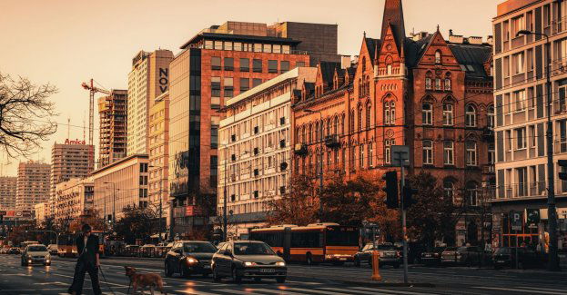 Prezydent miasta zrównał dodatki wychowawców przedszkolnych ze szkolnymi