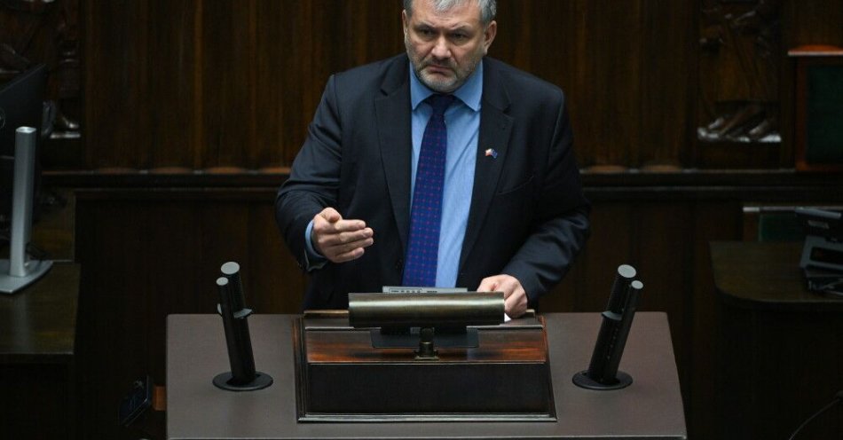 zdjęcie: Żurek: uważam, że sędziów do Trybunału Konstytucyjnego powinno się zacząć wybierać w lutym / Warszawa, 21.01.2026. Minister sprawiedliwości Waldemar Żurek przemawia na sali plenarnej Sejmu, 21 bm. Posłowie zajmują się pierwszym czytaniem rządowego projektu ustawy o zmianie ustawy o Krajowej Radzie Sądownictwa oraz ustawy – Kodeks wyborczy. (aldg) PAP/Marcin Obara