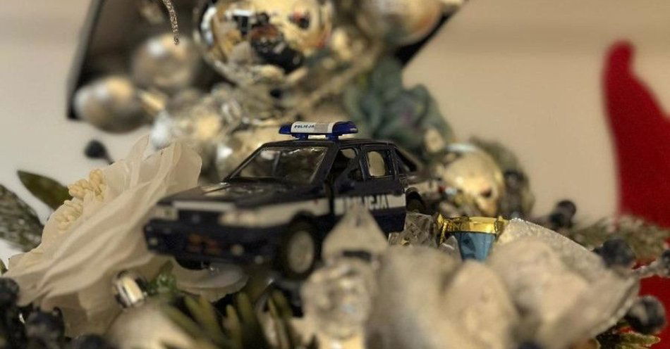 zdjęcie: Zadbaj o bezpieczeństwo podczas przedświątecznych zakupów / fot. KMP Łomża