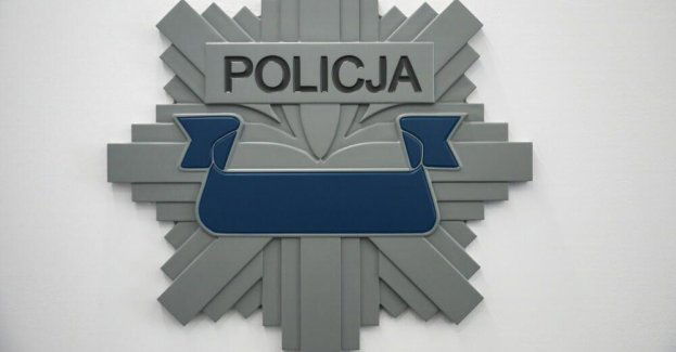 Policja o cyberataku na UW: przechwycone dane nie zostały zaszyfrowane