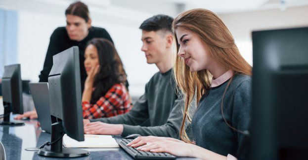 W Łodzi najwięcej ósmoklasistów chce kontynuować naukę w liceach