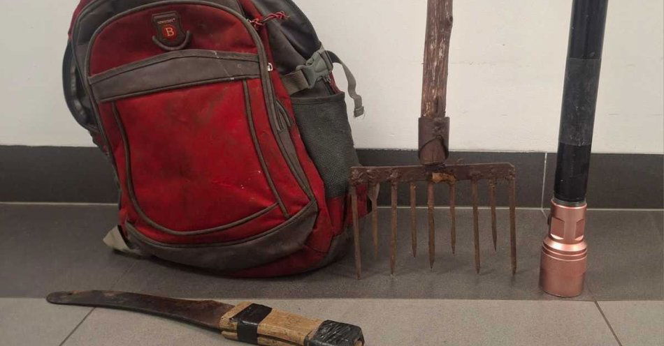 zdjęcie: Zatrzymano sprawcę nielegalnego połowu troci w Pokrzywnicy / fot. KPP w Świdwinie