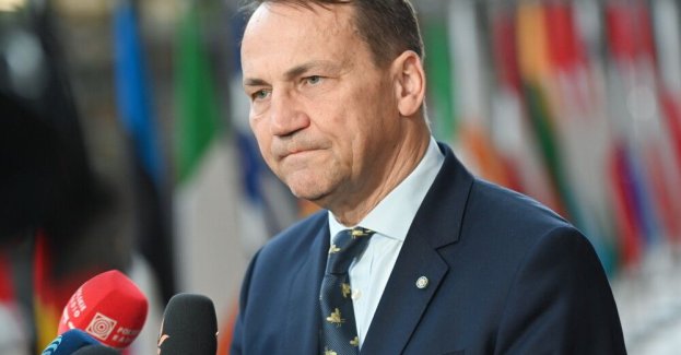 Zdewastowano pomnik zamordowanych polskich jeńców w Miednoje