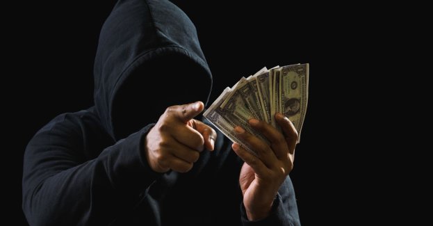 Uchylony wyrok i zwrot do pierwszej instancji sprawy oszustw internetowych