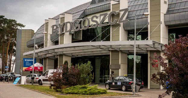 Ponad 366 tys. pasażerów zostało odprawionych na lotnisku w 2023 r.