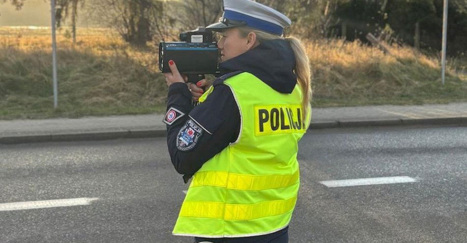 zdjęcie: 70 latek dwukrotnie zatrzymany za przekroczenie prędkości / fot. KMP w Słupsku