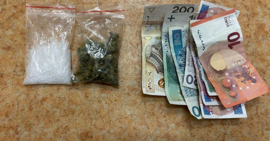 zdjęcie: Zgorzelec policja zatrzymała 45 latka z metamfetaminą i marihuaną / fot. KPP w Zgorzelcu