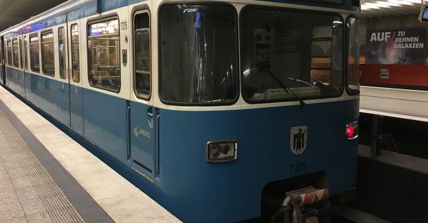 Podarowane dla Kijowa pociągi metra wożą już pasażerów