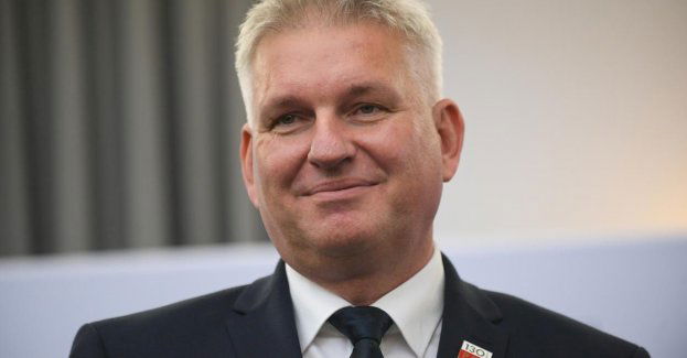 W ciągu najbliższych miesięcy wprowadzimy zakaz sprzedaży jednorazowych e-papierosów