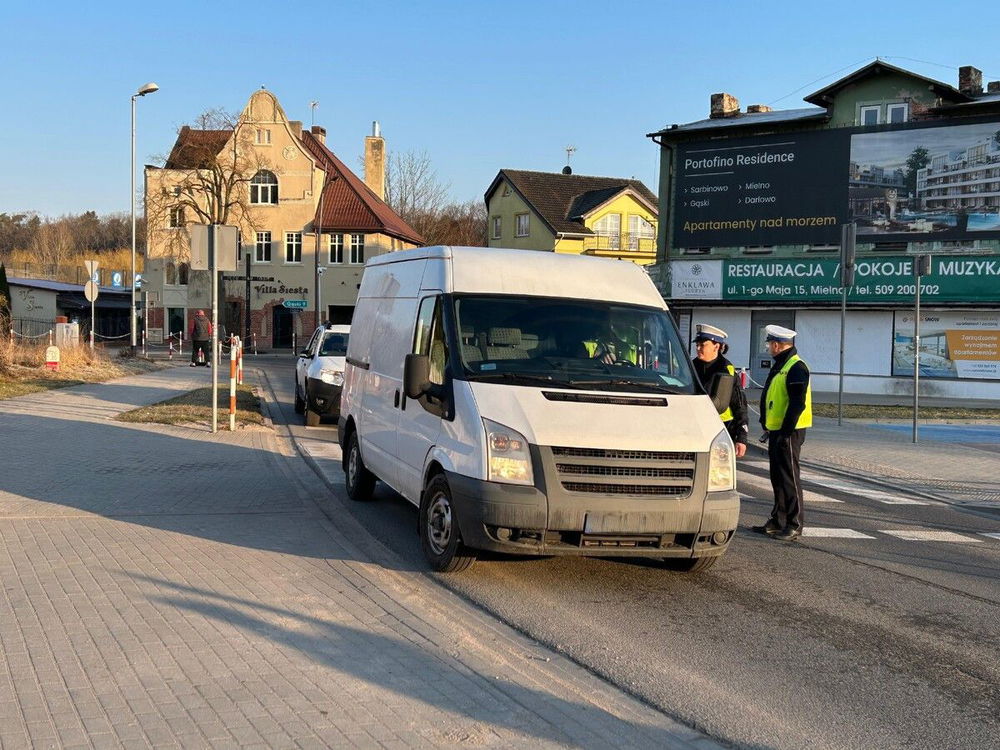 zdjęcie: Trzeźwy poranek w Mielnie. Dwóch kierowców odpowie przed sądem / fot. KMP w Koszalinie Trzeźwy poranek w Mielnie - nie wszyscy kierowcy zdali egzamin odpowiedzialności