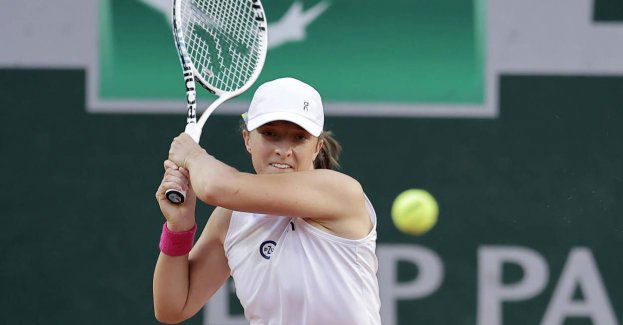 French Open - awans Świątek do ćwierćfinału